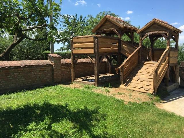 Matanovi Dvori Villa Slavonski Brod Exteriör bild
