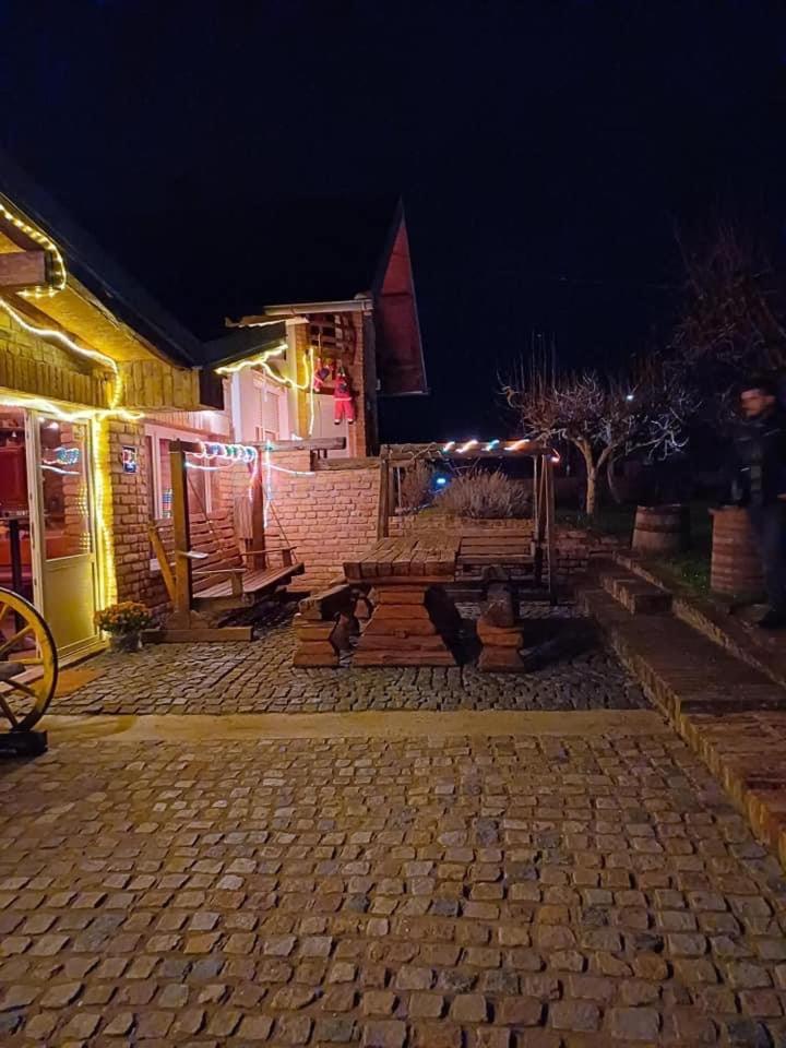 Matanovi Dvori Villa Slavonski Brod Exteriör bild