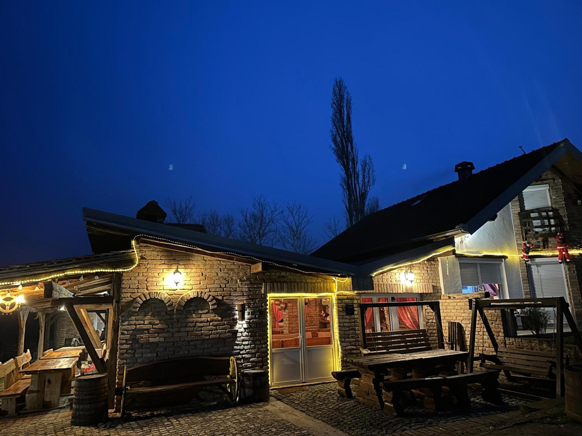 Matanovi Dvori Villa Slavonski Brod Exteriör bild