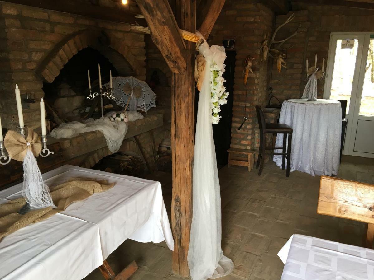 Matanovi Dvori Villa Slavonski Brod Exteriör bild